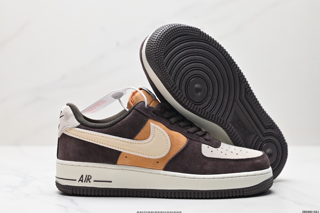 NIKE AIR FORCE 1‘07 WB  NT9986-008