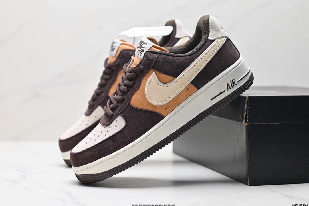 NIKE AIR FORCE 1‘07 WB  NT9986-008