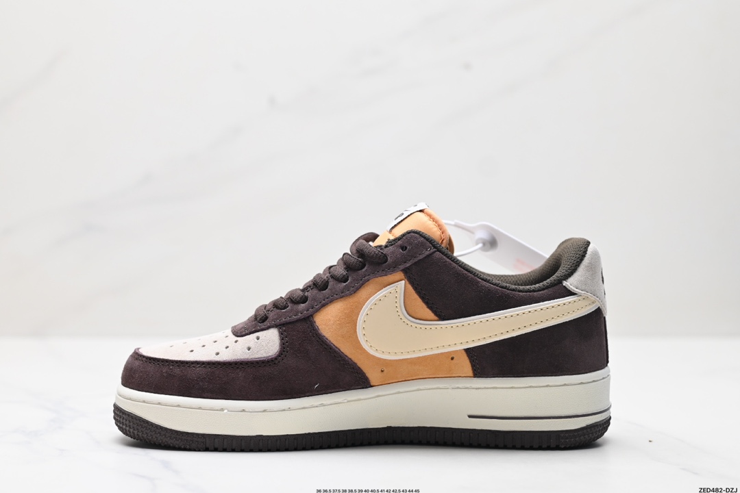 NIKE AIR FORCE 1‘07 WB  NT9986-008