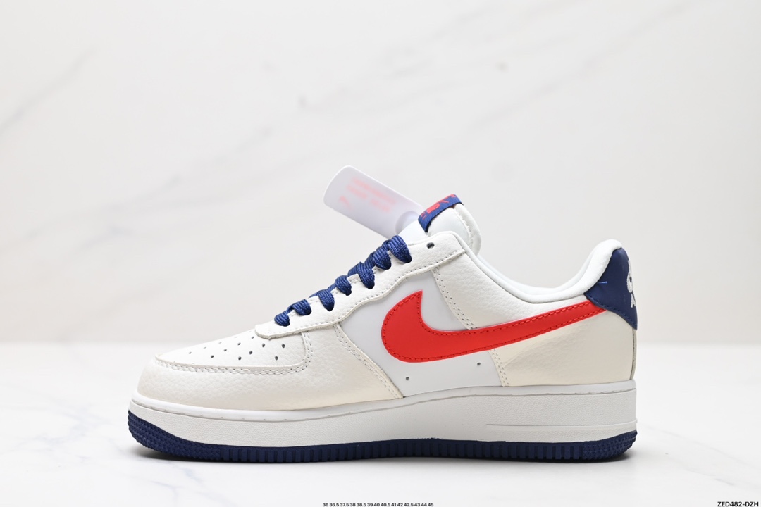 NIKE AIR FORCE 1‘07 KK1988-004