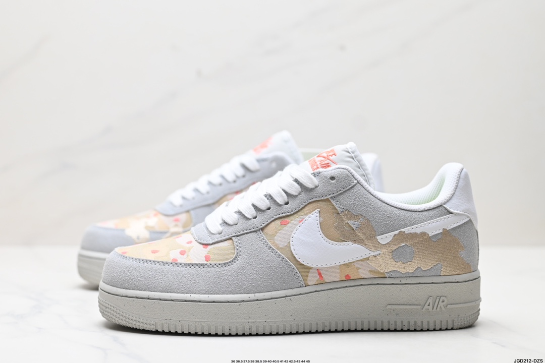 NIKE AIR FORCE 1‘07 DD1175-001