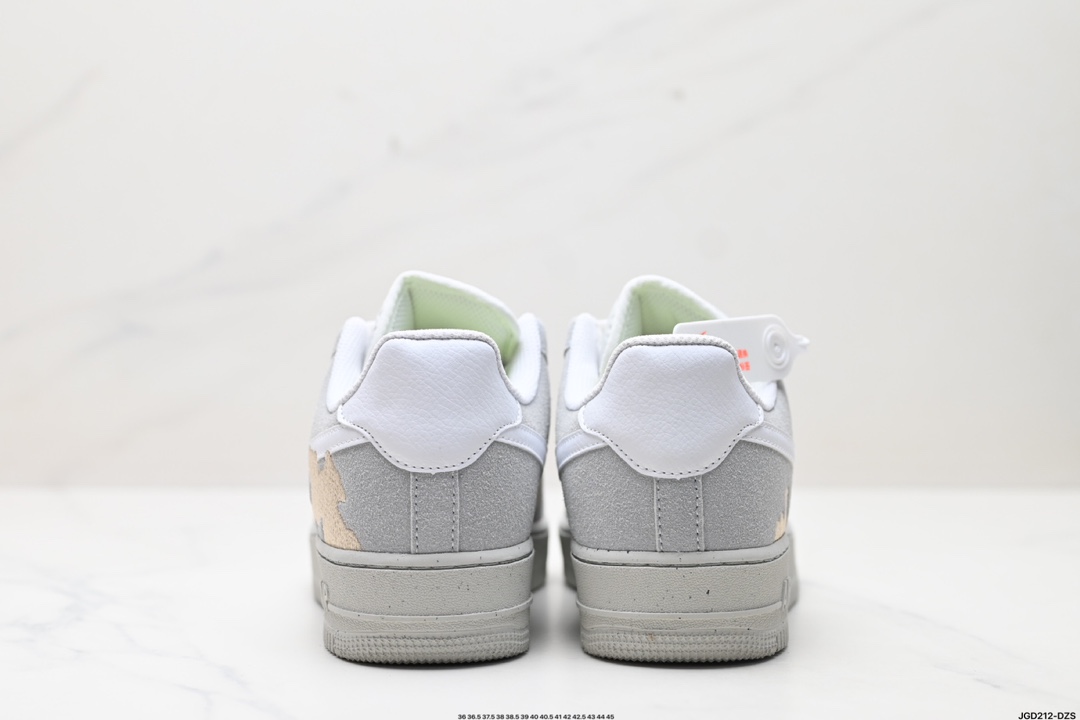 NIKE AIR FORCE 1‘07 DD1175-001