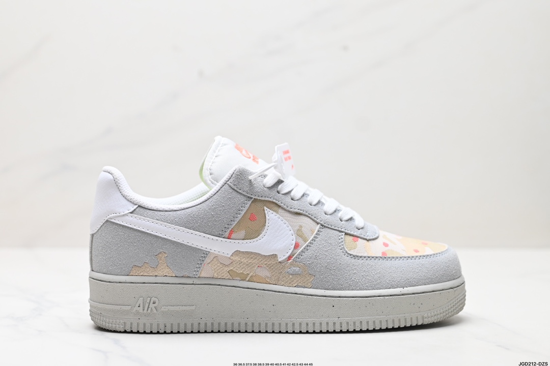 NIKE AIR FORCE 1‘07 DD1175-001