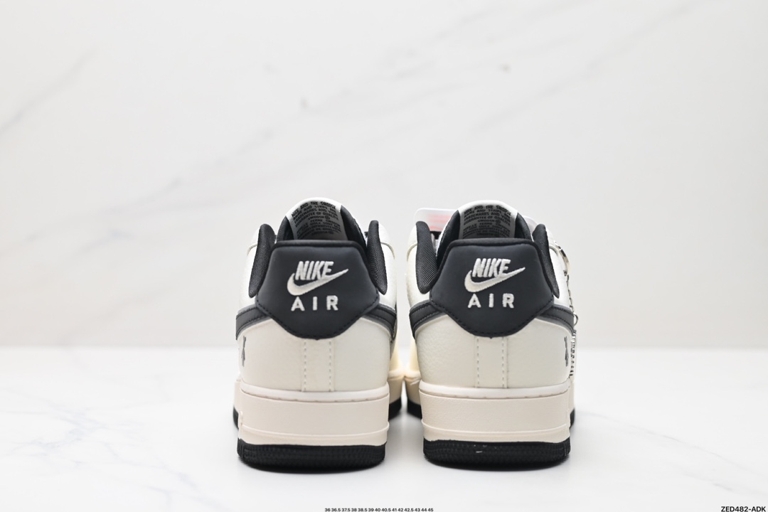 NIKE AIR FORCE 1‘07 KK1988-006