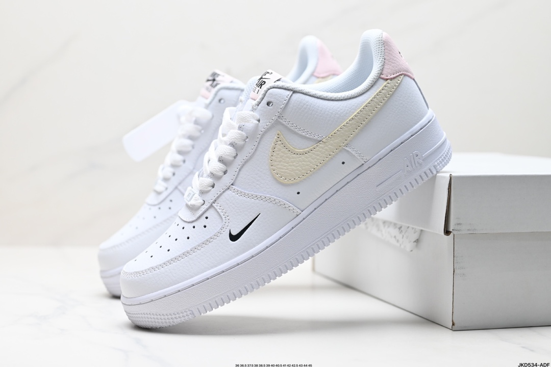 耐克Nike AIR FORCE 1‘07 空军一号低帮百搭休闲运动板鞋 HF9992-100