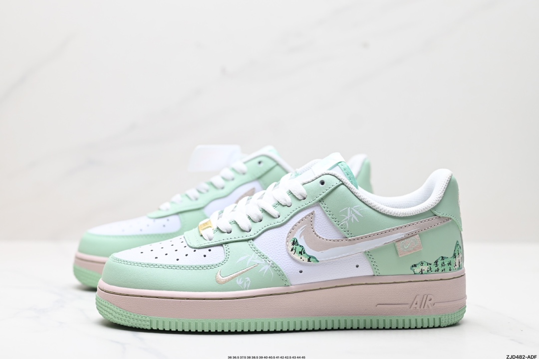 NIKE AIR FORCE 1‘07 DB3301-099