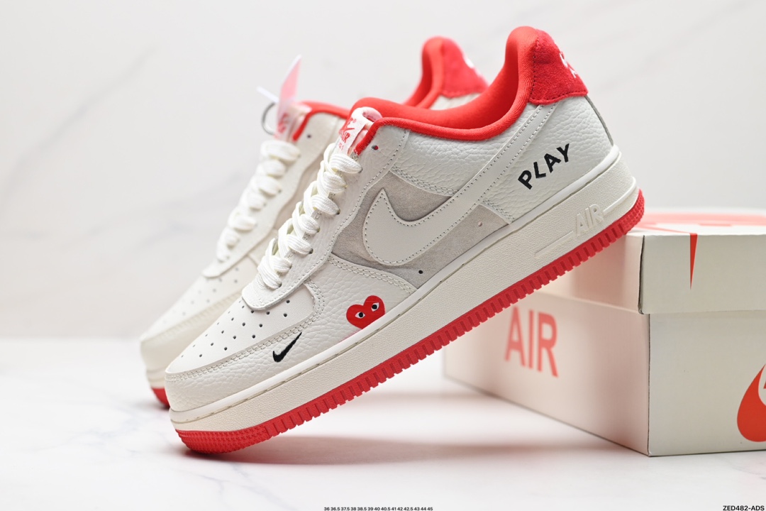 NIKE AIR FORCE 1‘07 LV8 KK3333-003