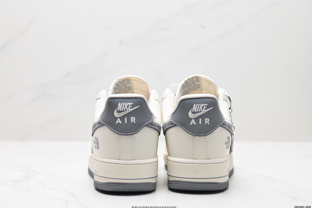 NIKE AIR FORCE 1‘07 KK1988-011