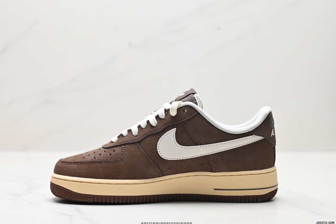 NIKE AlR FORCE 1‘07 LV8 FZ3592-259