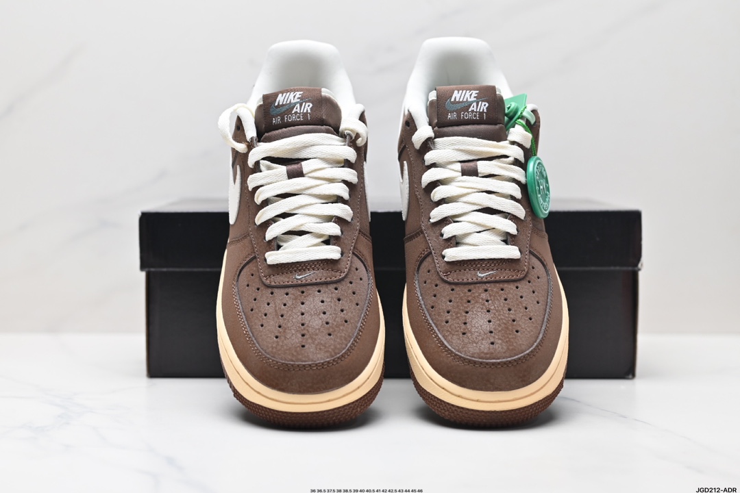 NIKE AlR FORCE 1‘07 LV8 FZ3592-259