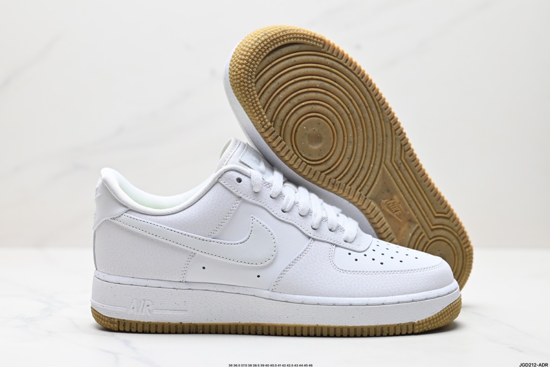 NIKE AlR FORCE 1‘07 LV8 FN6326-100