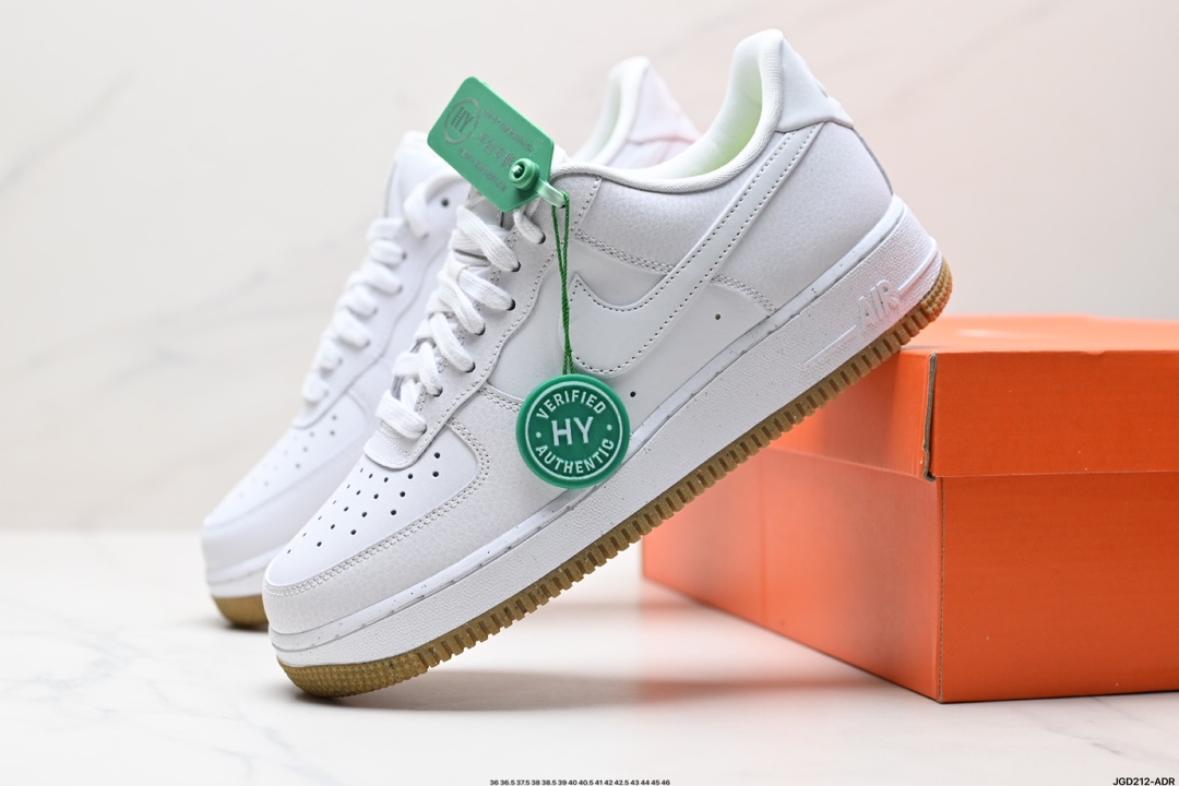 NIKE AlR FORCE 1‘07 LV8 FN6326-100