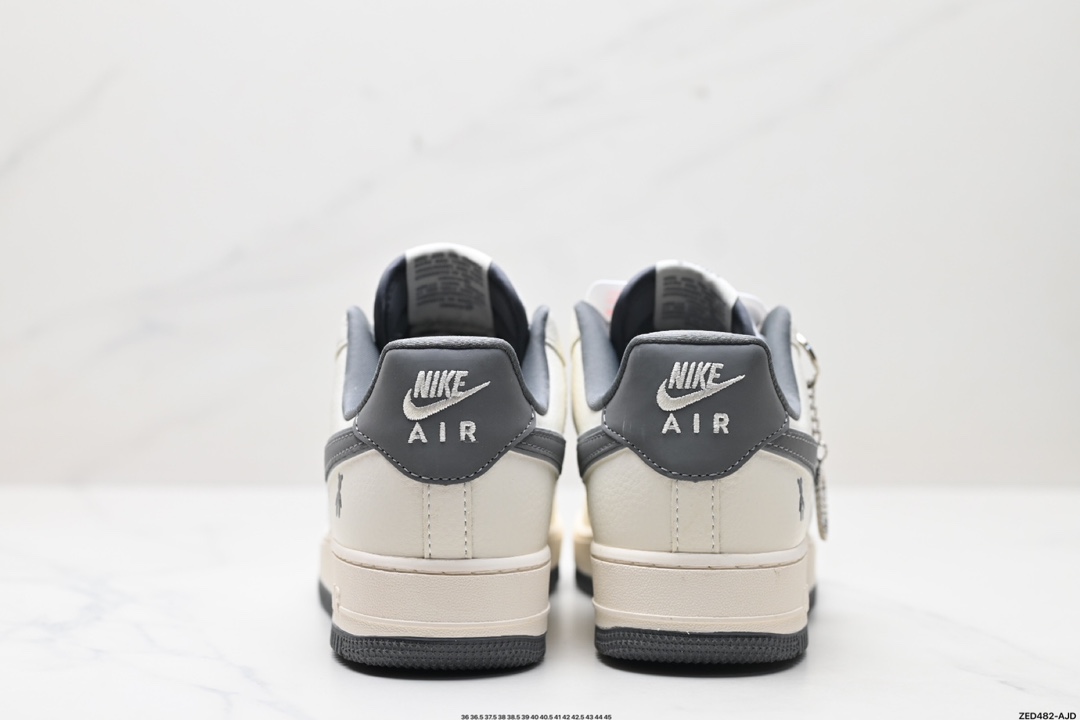 NIKE AIR FORCE 1‘07 KK1988-005