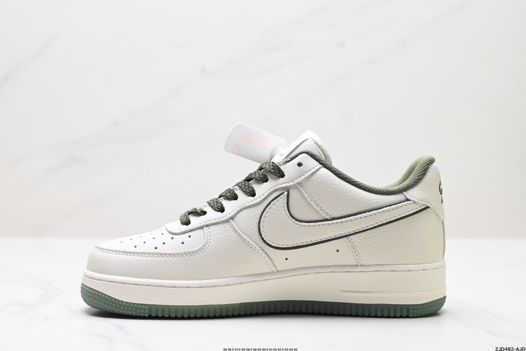 NIKE AIR FORCE 1‘07 RC2369-173