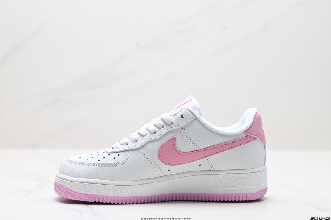 NIKE AIR FORCE 1‘07   FJ4146-101