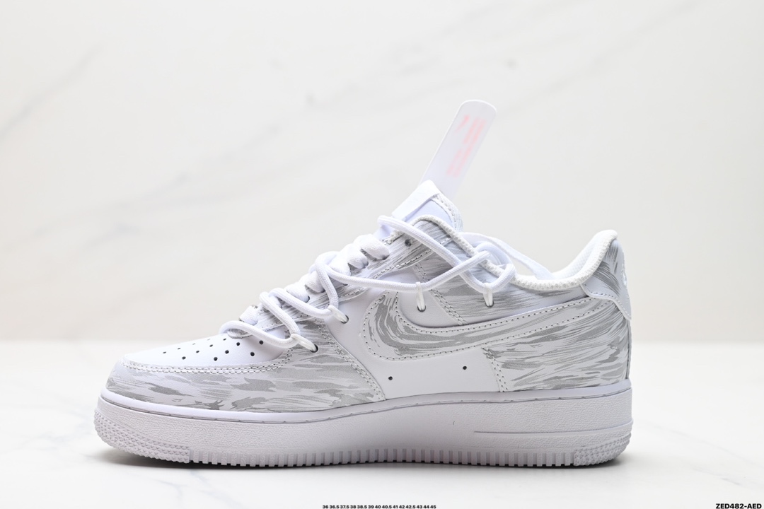 NIKE AIR FORCE 1'07   ZH0316-049