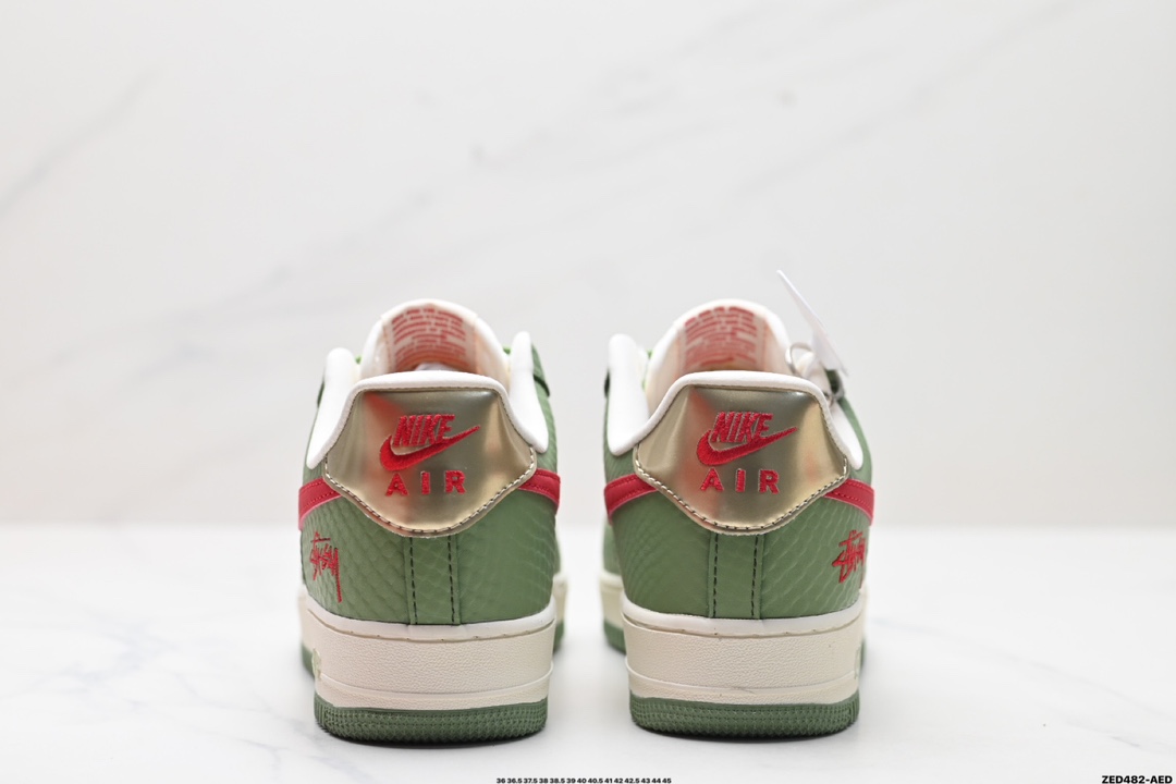 NIKE AIR FORCE 1'07  KK1988-028