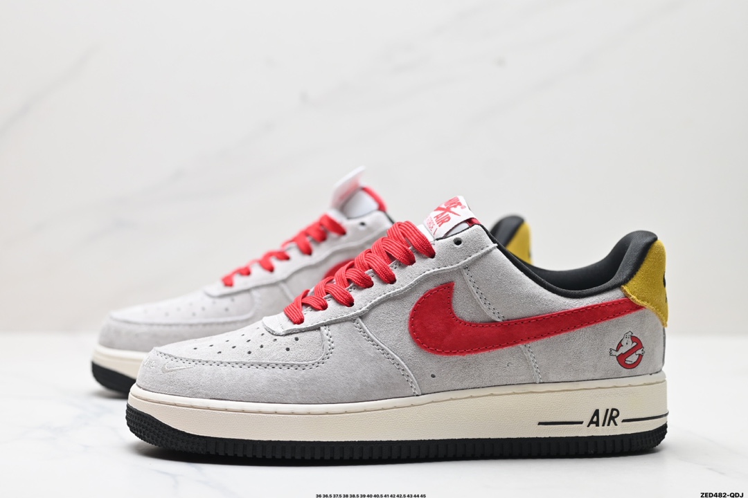 NIKE AIR FORCE 1‘07  KK1988-020