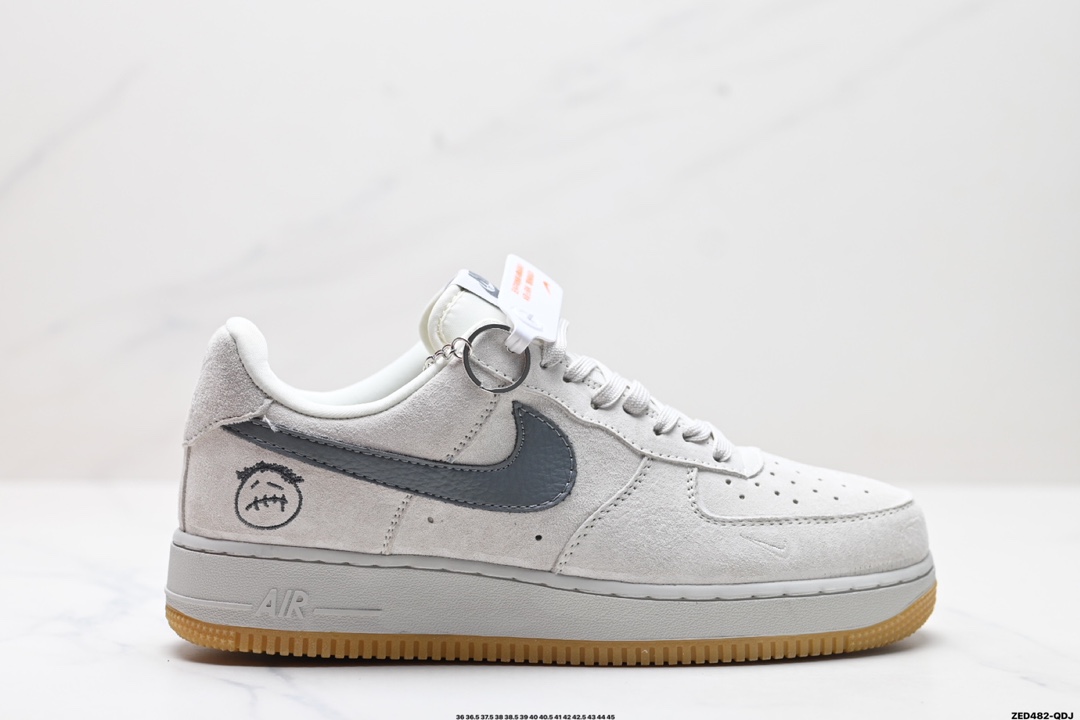 NIKE AIR FORCE 1‘07  DF0188-022