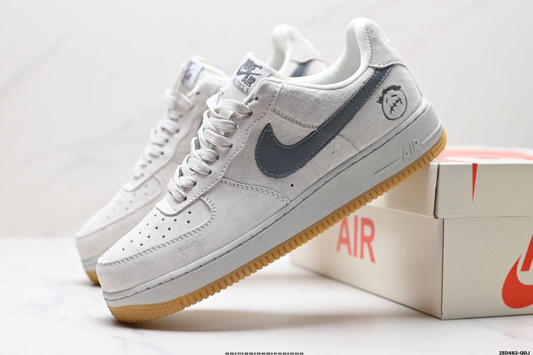 NIKE AIR FORCE 1‘07  DF0188-022