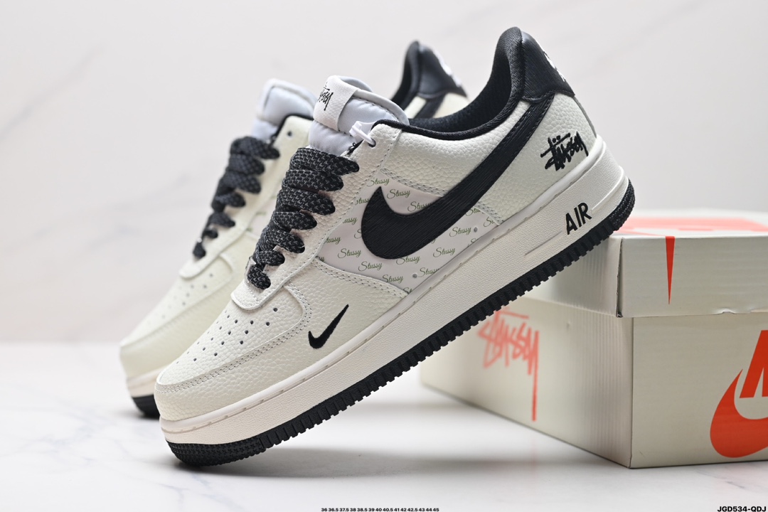 NIKE AIR FORCE 1‘07   XZ3328-001