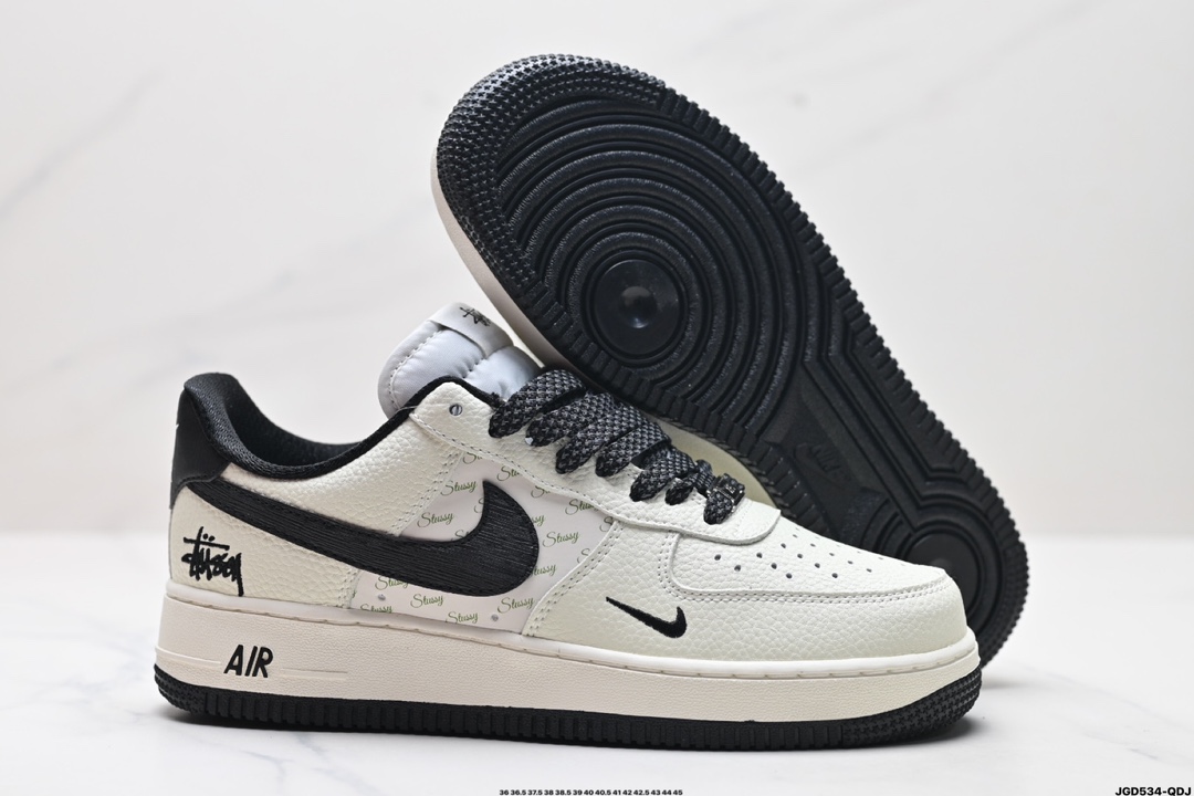 NIKE AIR FORCE 1‘07   XZ3328-001