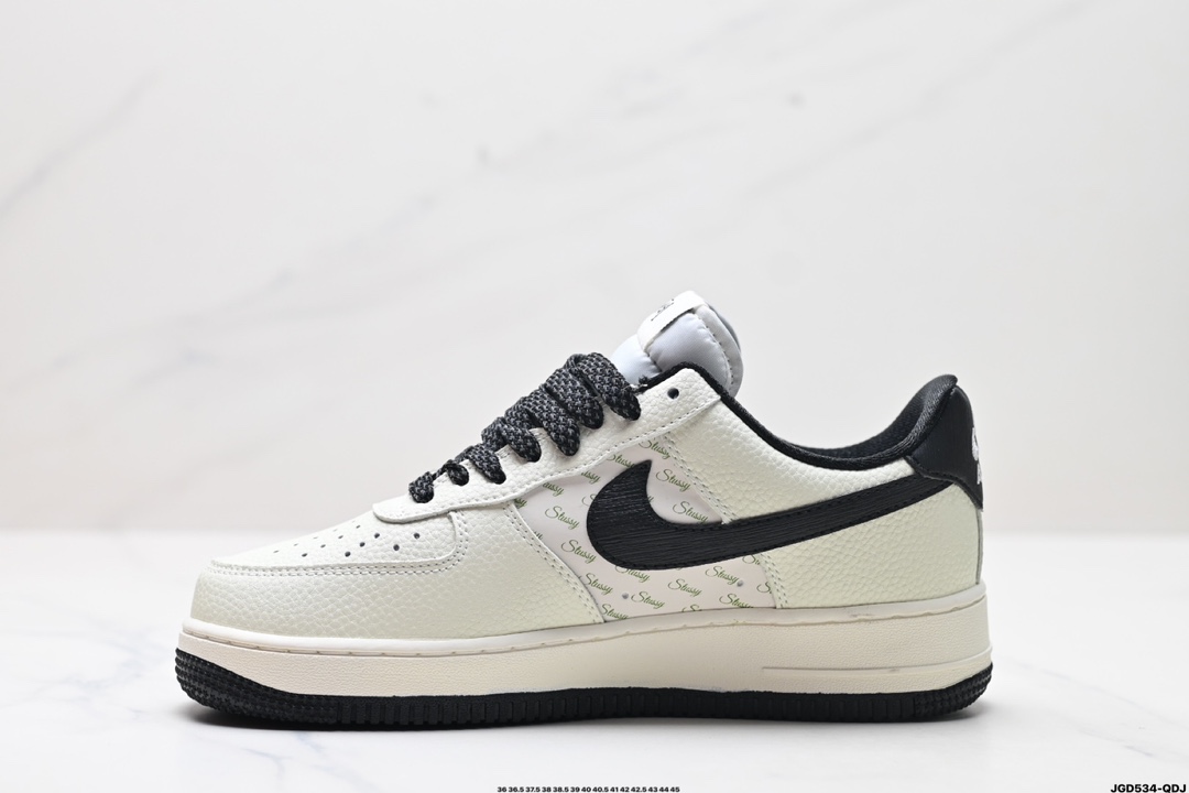 NIKE AIR FORCE 1‘07   XZ3328-001