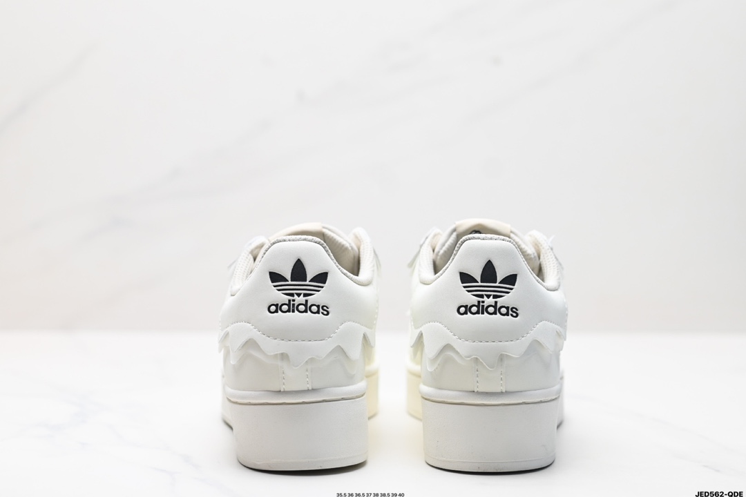 Adidas originals Superstar Bold 阿迪达斯 三叶草防滑耐磨轻便 低帮板鞋  FW5771