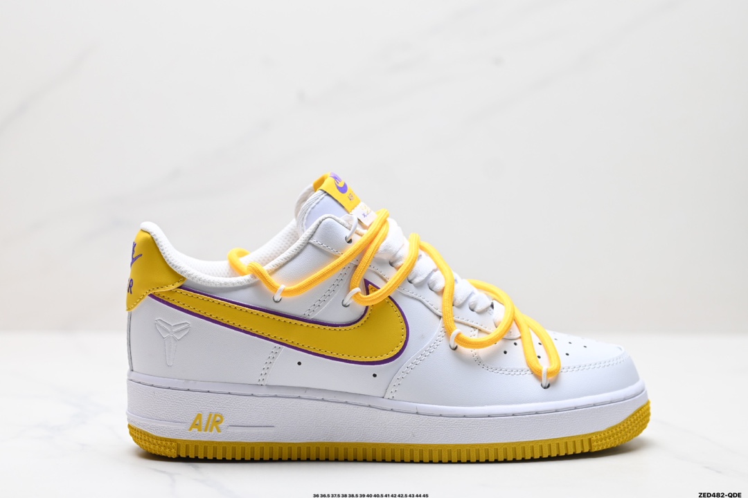 NIKE AIR FORCE 1’07  ZH0316-050