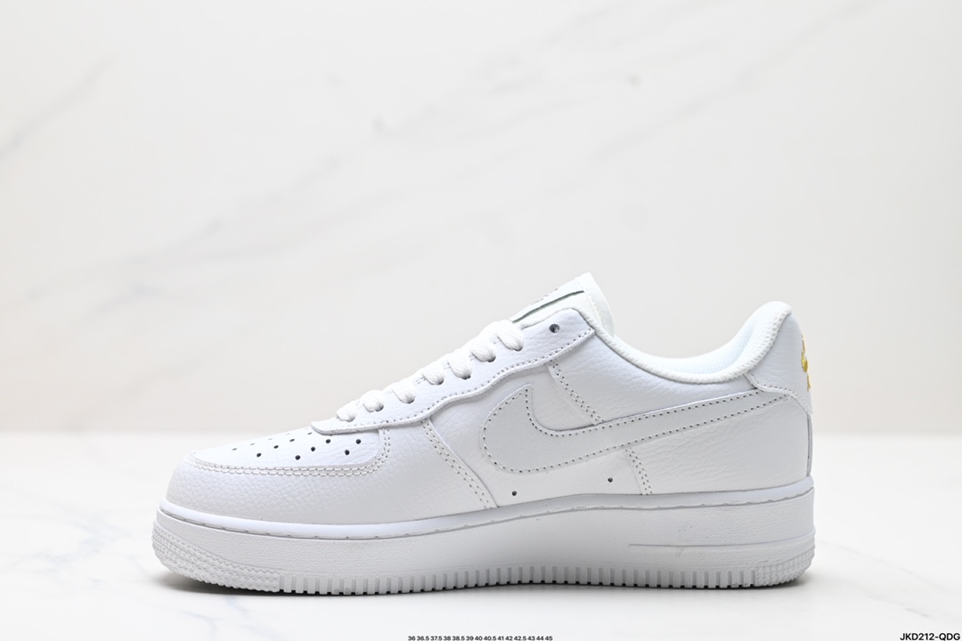 耐克Nike AIR FORCE 1‘07 空军一号低帮百搭休闲运动板鞋  FZ5068-161