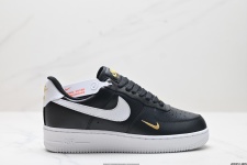 Air Jordan Force 1 Scarpe Air Jordan Vintage Top bassi 1 Air Jordan Force 1 Scarpe Air Jordan Vintage Top bassi