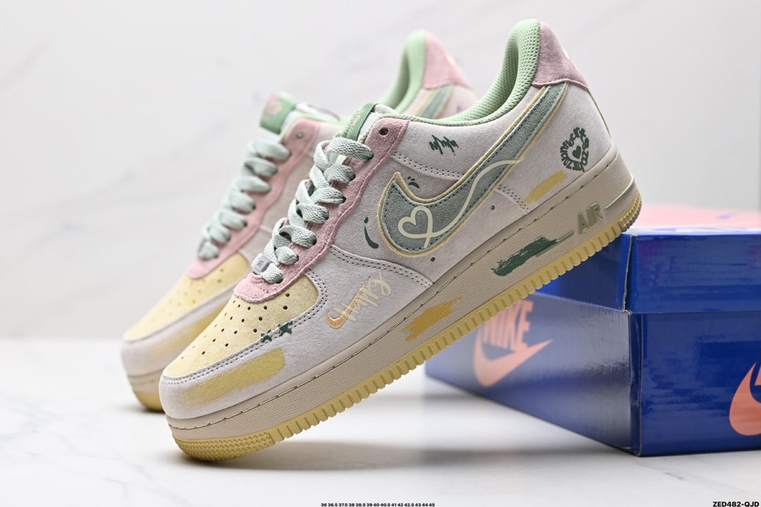 NIKE AIR FORCE 1'07 LV8   CD1212-777