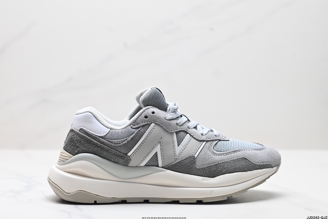 版本 真标✅New Balance新百伦 NB5740系列 货号:W5740LT1特别以1988年首度世面的经典574作为设计蓝本保,留574简易约衬的80s鞋型廓轮,同时加再以向90年代立特独行的眼抢美学敬致,凭借种多严选的优质素材重塑出人让耳目一又新充满层次感革的新中低结.构另一方面,为呼应90年代巨的大化潮流,鞋侧也题点采用了相的应巨大化N字Logo,且并加上反光细点节缀,再结合样同启发自574并经过改良抓的地鞋底,谓可集结两大代年的注目设元计素. ID:JJD242-QJZ