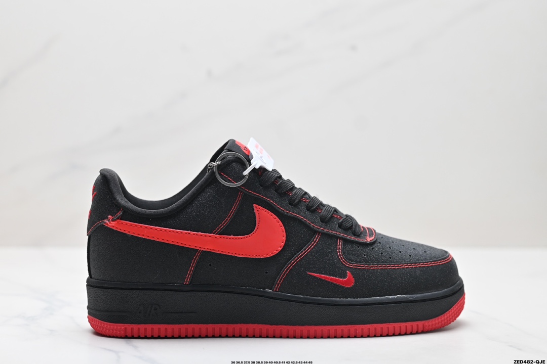 NIKE AIR FORCE 1'07 LV8   DF0188-015