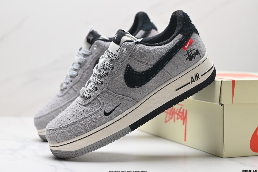 NIKE AIR FORCE 1'07 LV8 SJ6698-018