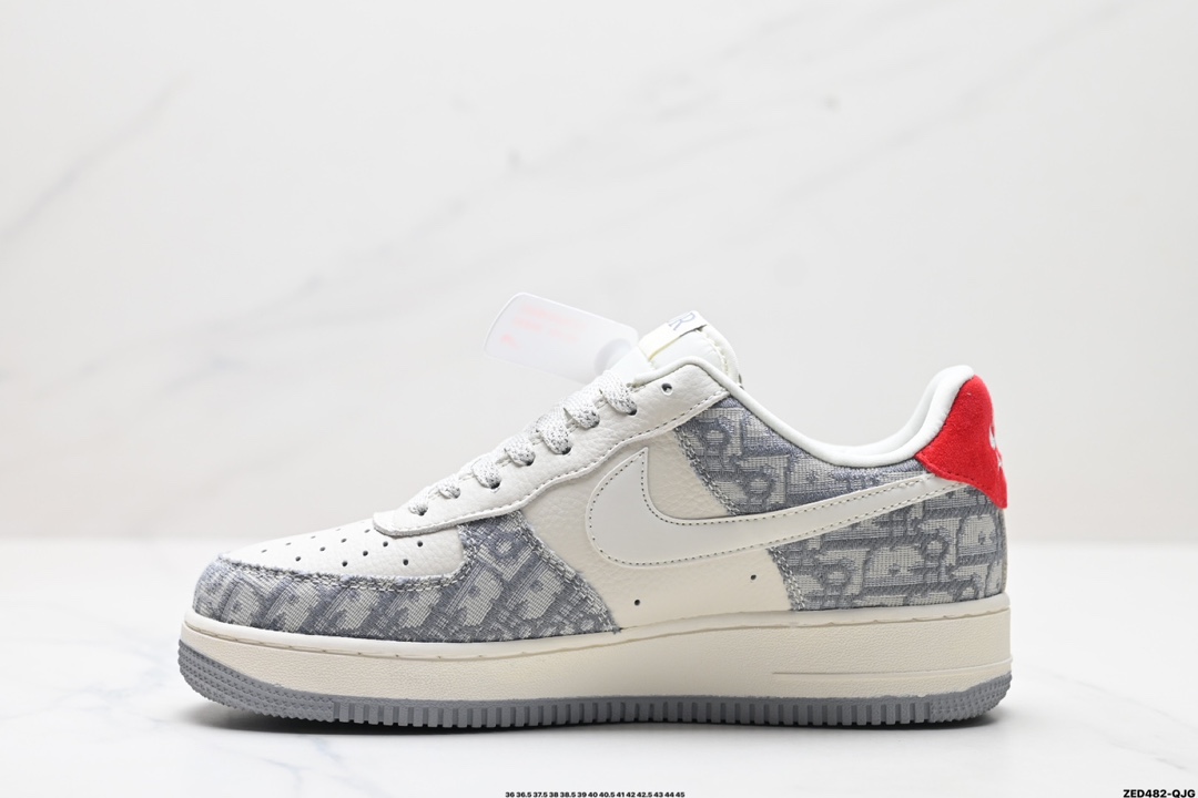 NIKE AIR FORCE 1'07 LV8   DF0188-021