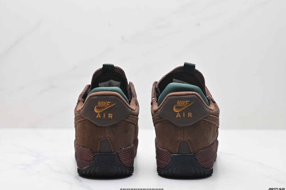 NIKE AIR FORCE 1 WILD FB2348-001