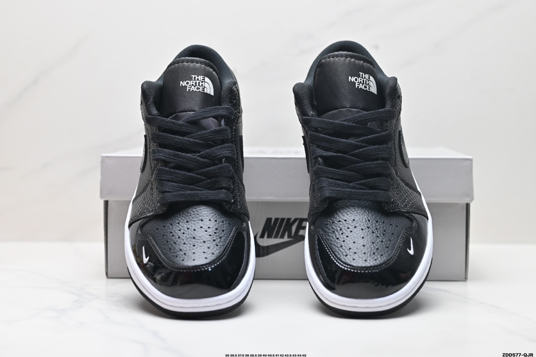 Nike Air Jordan 1 Low AJ1乔1低帮休闲板鞋  XX2411-011