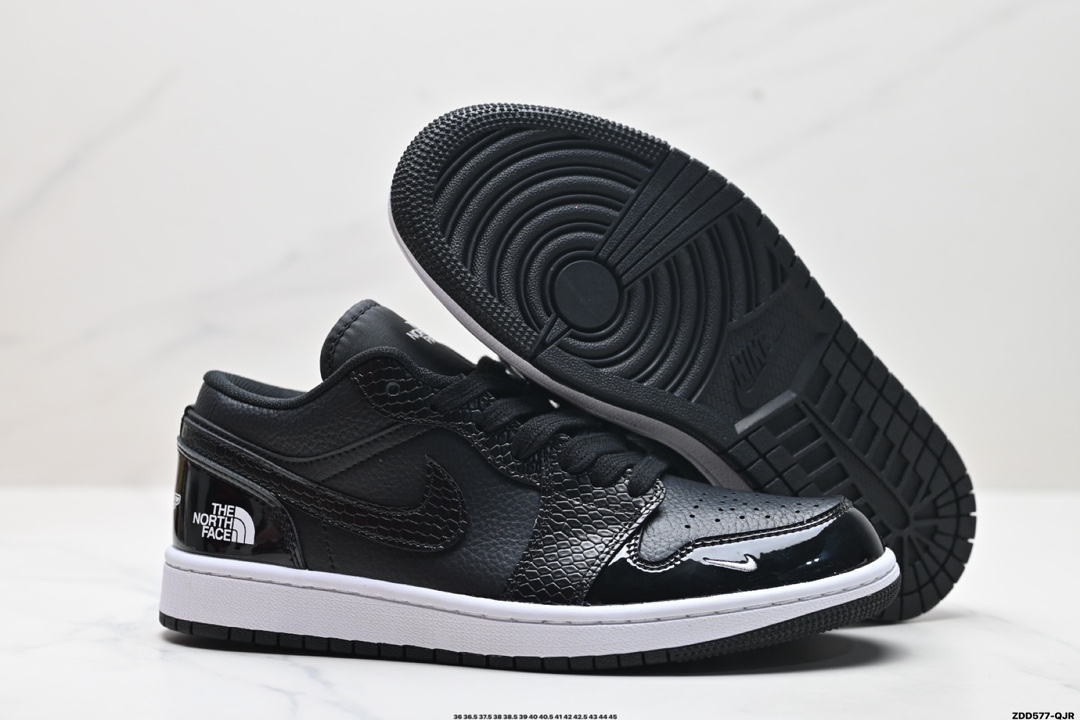 Nike Air Jordan 1 Low AJ1乔1低帮休闲板鞋  XX2411-011