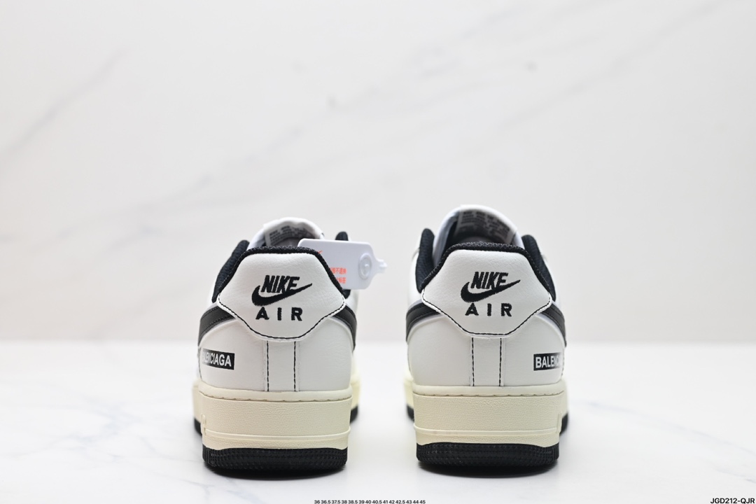 NIKE AIR FORCE 1‘07   CW2288-111