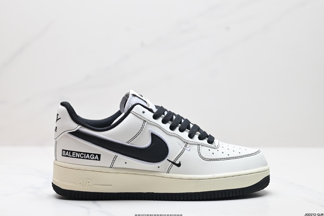 NIKE AIR FORCE 1‘07   CW2288-111