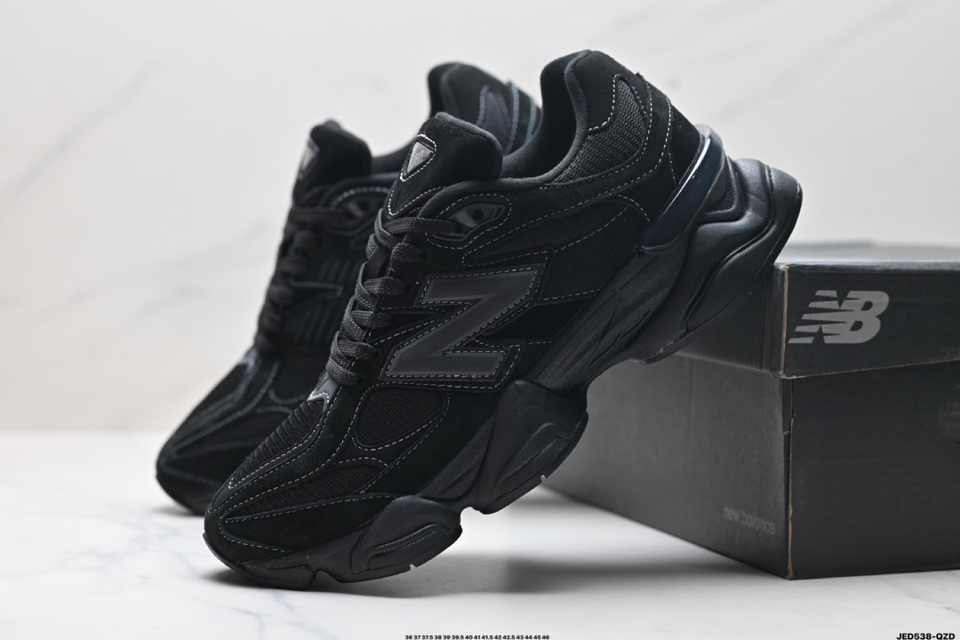 🈴💰170
公司级✅New Balance 公司级版本
NB9060 联名款 复古休闲运动慢跑鞋 
鞋款灵感源自设计师本人对夏日的怀日回忆。鞋面大身由空间双格及磨砂鞋面拼接而生，夏日氛围拉满#采用大面积网眼以及麂皮材质覆盖鞋身，还原经典气质。搭载ABZORB避震科技，由泡沫聚酯制成，上脚可以有效减少由鞋底反弹对身体及双腿的冲击力
货号:U9060APP
Size:36 37 37.5 38 38.5 39.5 40.5 41.5 42 42.5 43 44 45 46
ID:JED538-QZD