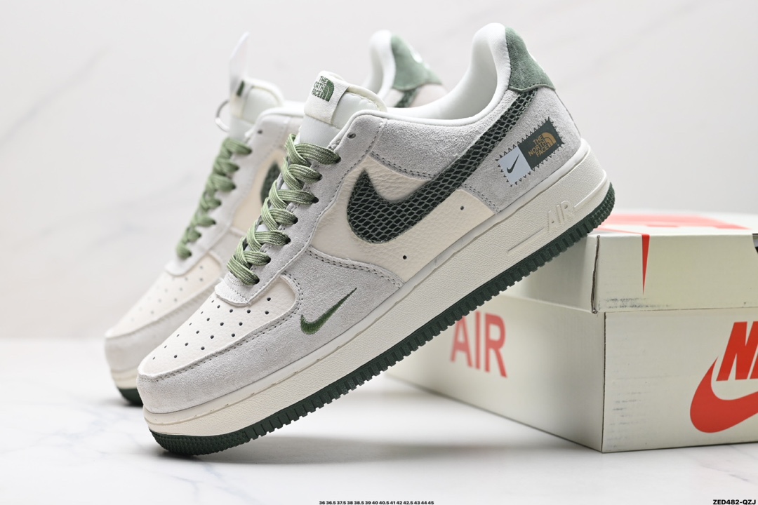 NIKE AIR FORCE 1'07   DF0188-026