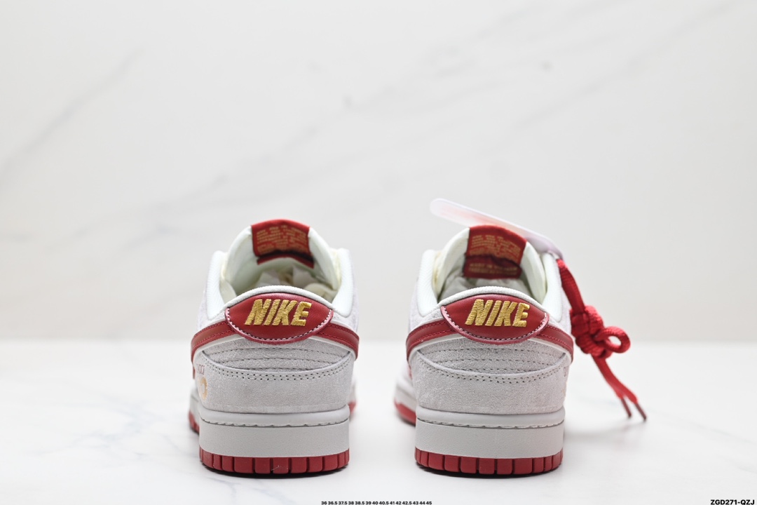 NK Dunk Low Retro “DIY高端定制” 低帮休闲运动板鞋  XX3168-111