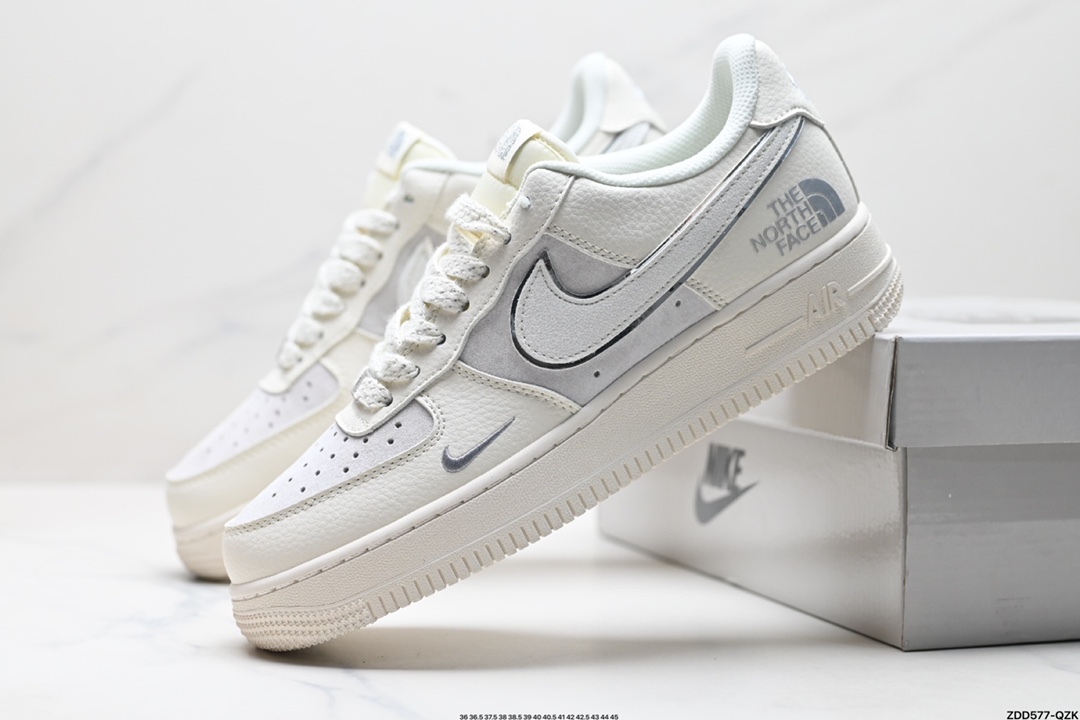 NIKE AIR FORCE 1‘07 LV8  QY6818-524