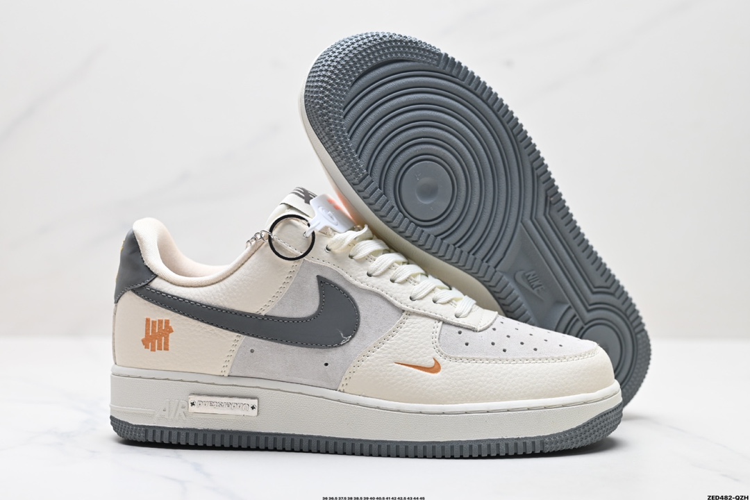NIKE AIR FORCE 1'07 LV8  DF0188-023