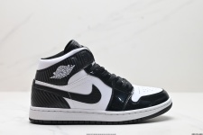 Air Jordan 1 Scarpe Sneaker Air Jordan Vintage Mid Top 1 Air Jordan 1 Scarpe Sneaker Air Jordan Vintage Mid Top
