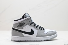 Stai cercando Air Jordan 1 Scarpe Sneaker Air Jordan Vintage Mid Top 1 Stai cercando
Air Jordan 1 Scarpe Sneaker Air Jordan Vintage Mid Top