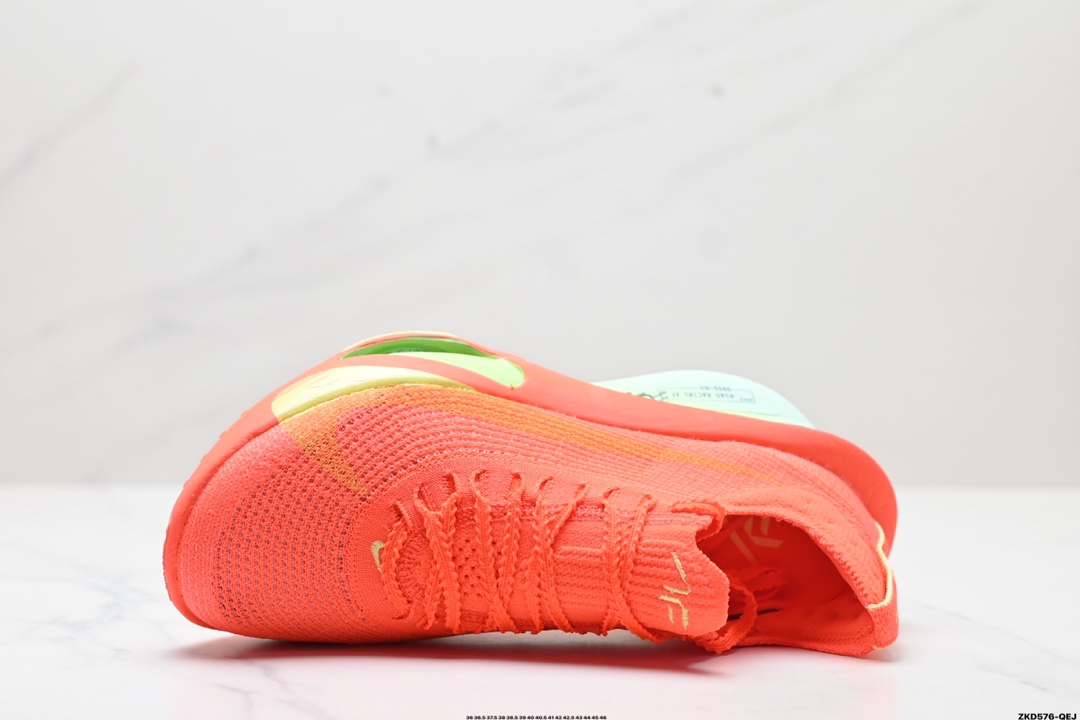 新品发布 Nike Air Zoom Alphafly NEXT  FD8395-600
