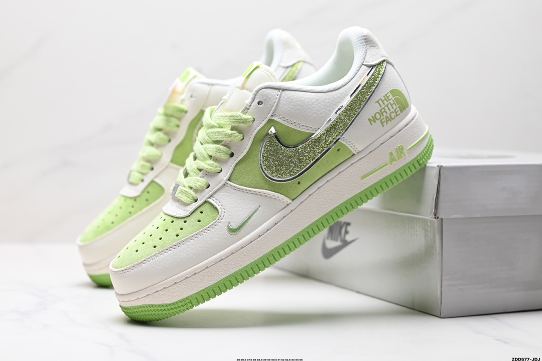 NIKE AIR FORCE 1‘07 LV8 QY6818-530